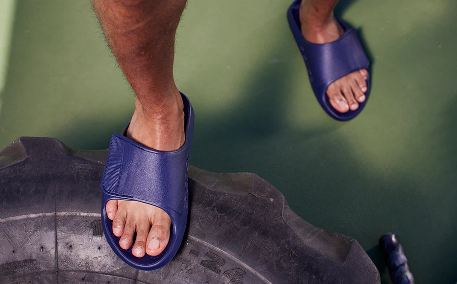 OOFOS 1550 OOAH SPORT FLEX SLIDE - NAVY