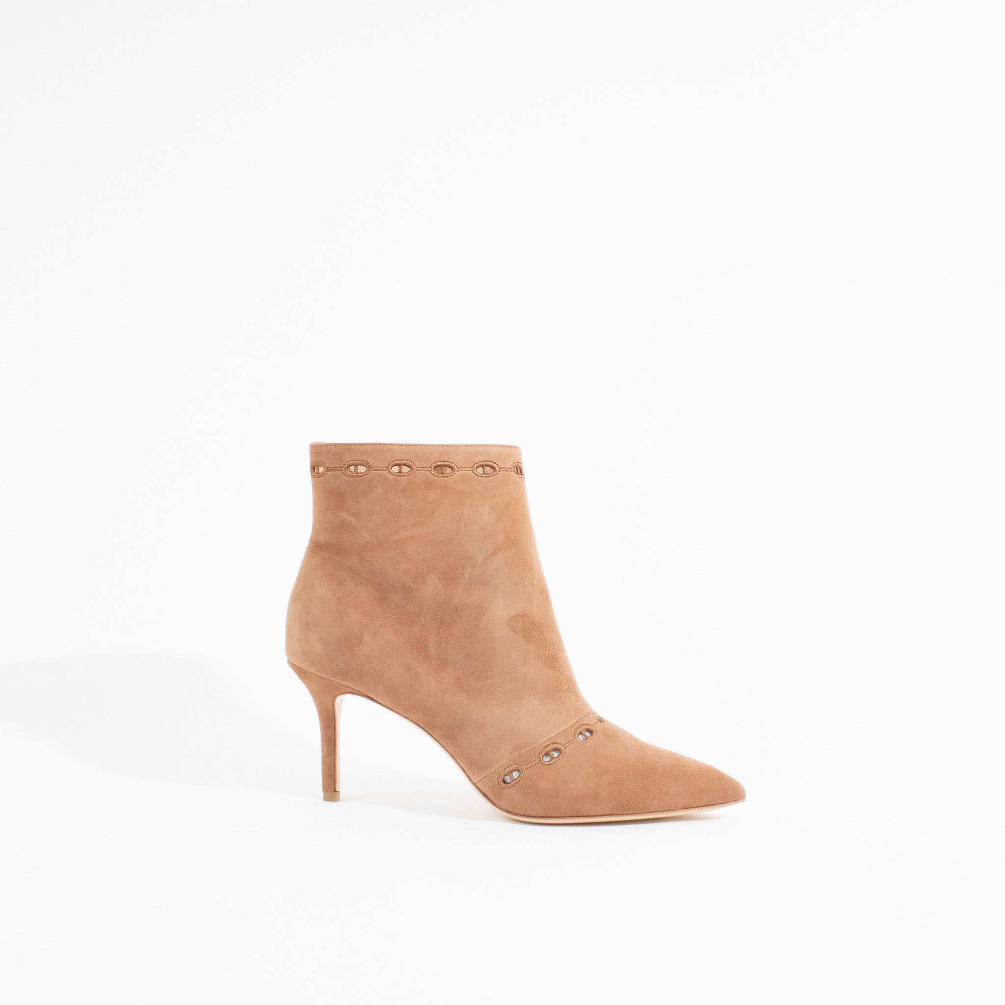 CHANTAE | SAND SUEDE