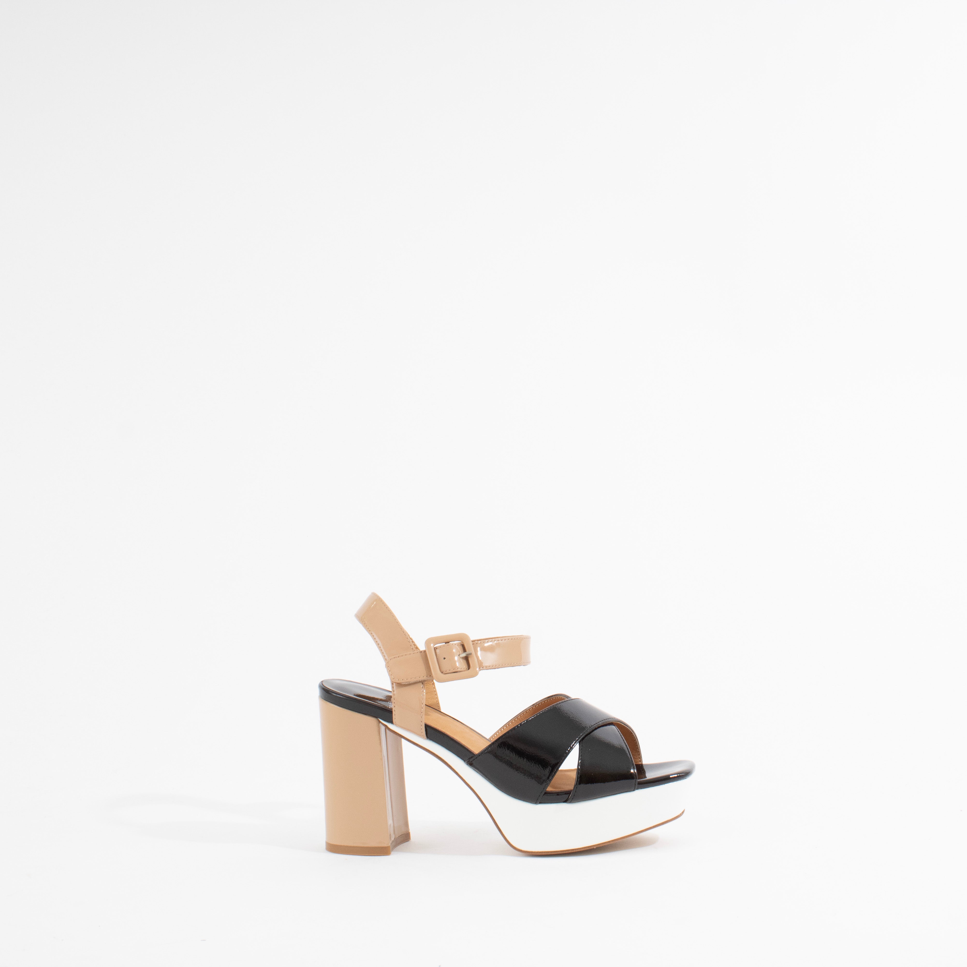 AMMA | BLK/WHITE/BEIGE PATENT