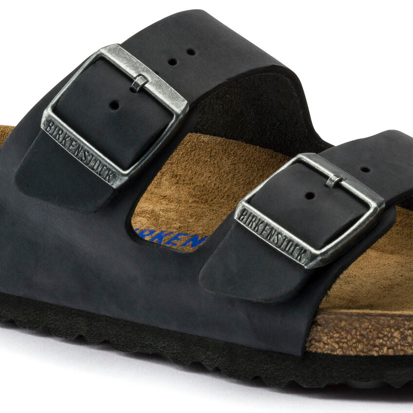 BIRKENSTOCK ARIZONA SOFT FOOTBED SANDAL - BLACK OILED LEATHER