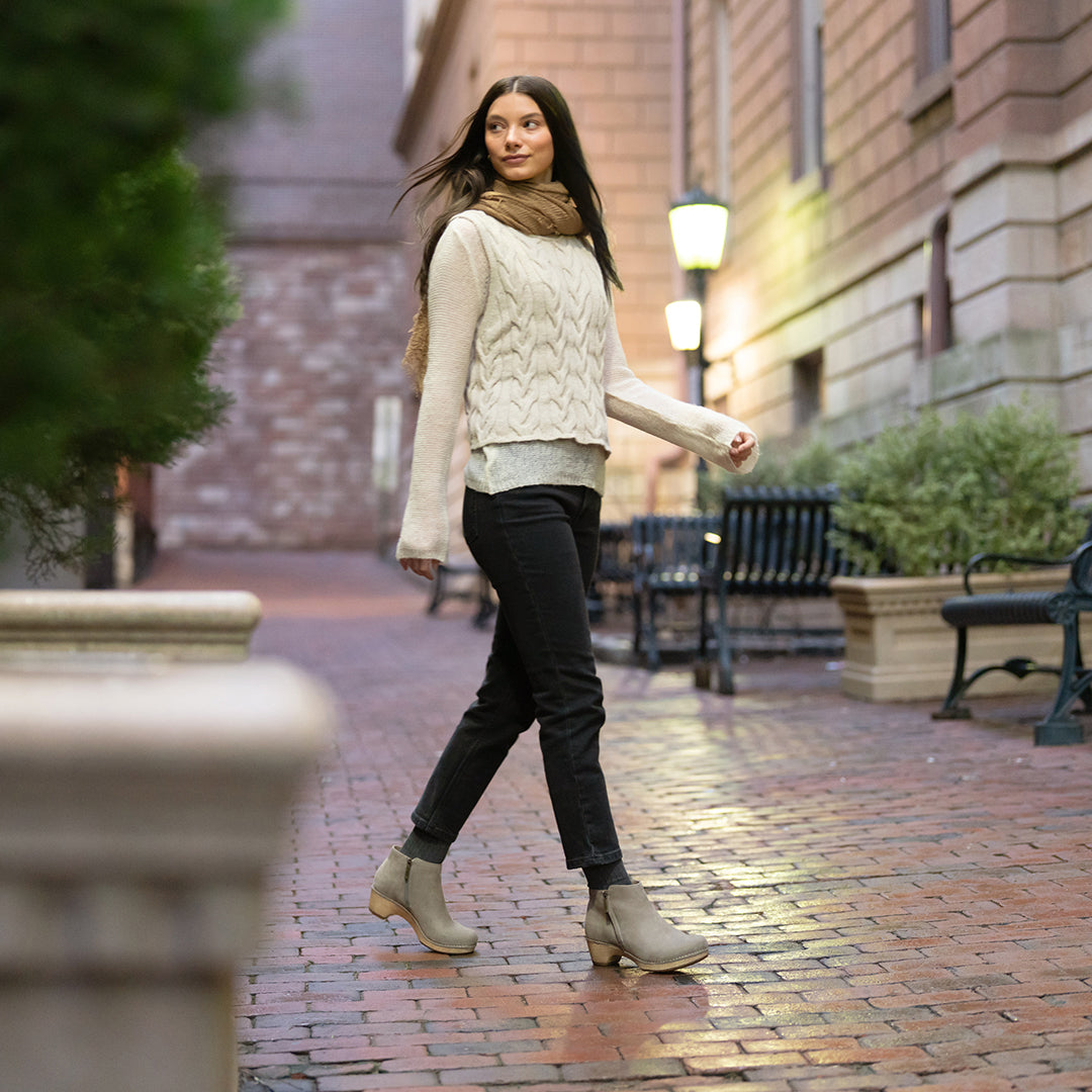 DANSKO LIZANNE TAUPE